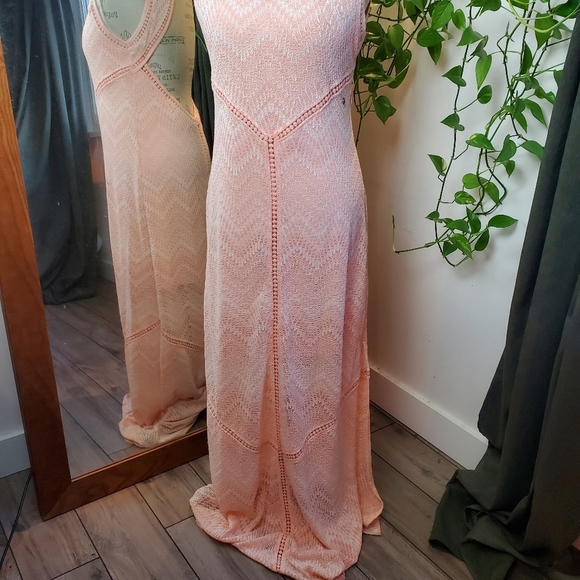 GUESS | Maxi Light  Salmon Backless Side Slit Macramè Janet Dress (Size L) - Picture 6 of 16